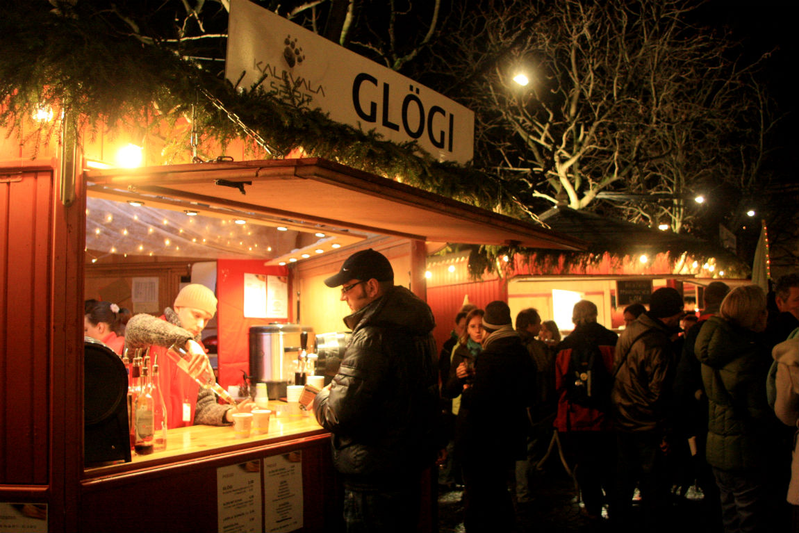 Enjoying Glögli on the Finnisch Christmas Market in Stuttgart